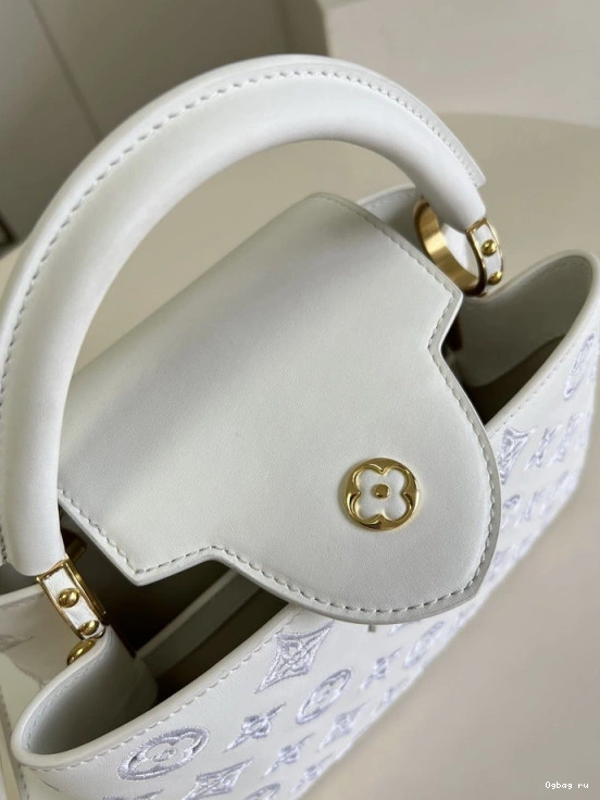 BB LOUIS CAPUCINES VUITTON 0815